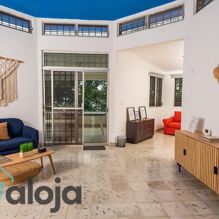 Villa Xtohil With Private Access To The Magic 7 Colors Lagoon Bacalar Eksteriør bilde