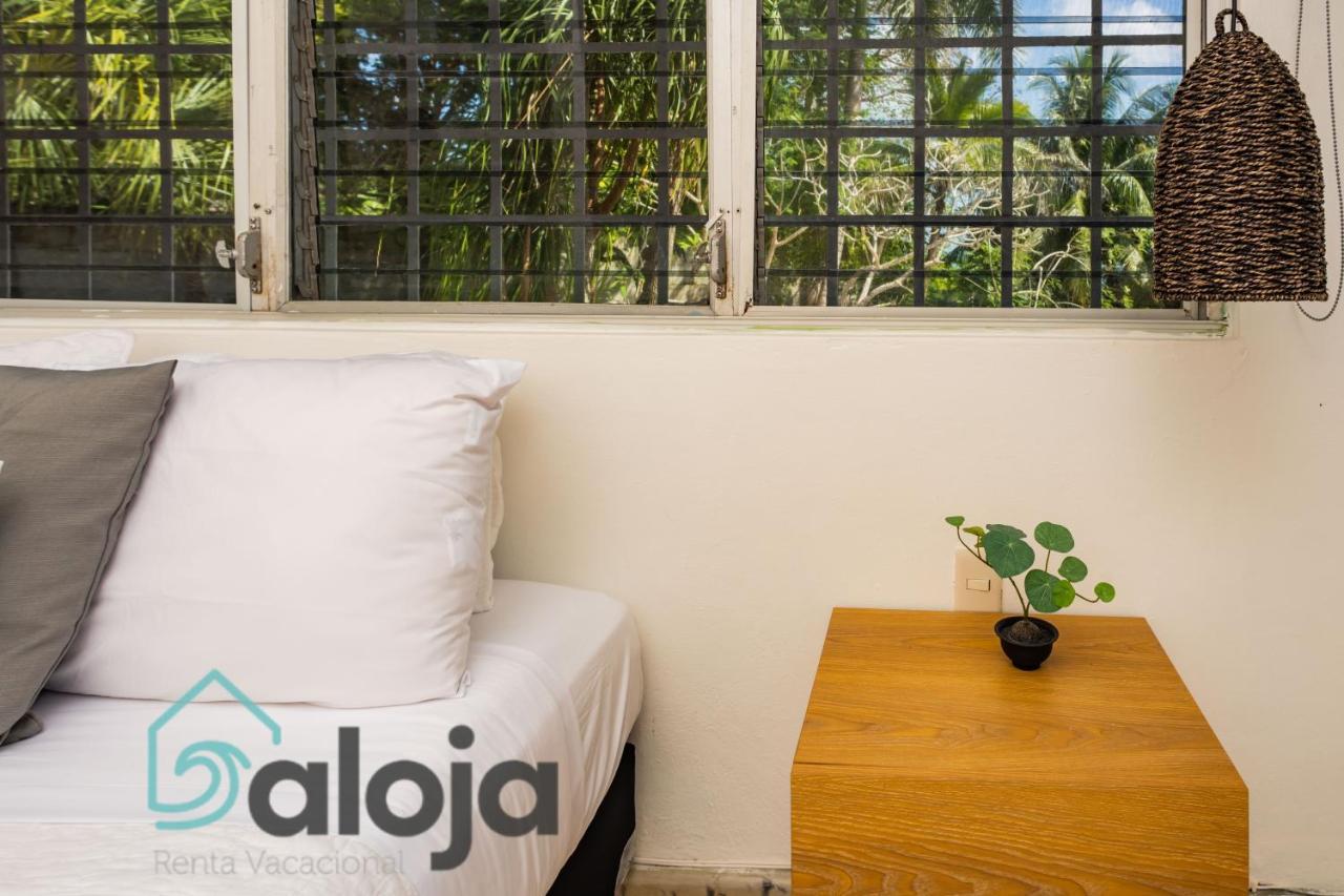 Villa Xtohil With Private Access To The Magic 7 Colors Lagoon Bacalar Eksteriør bilde