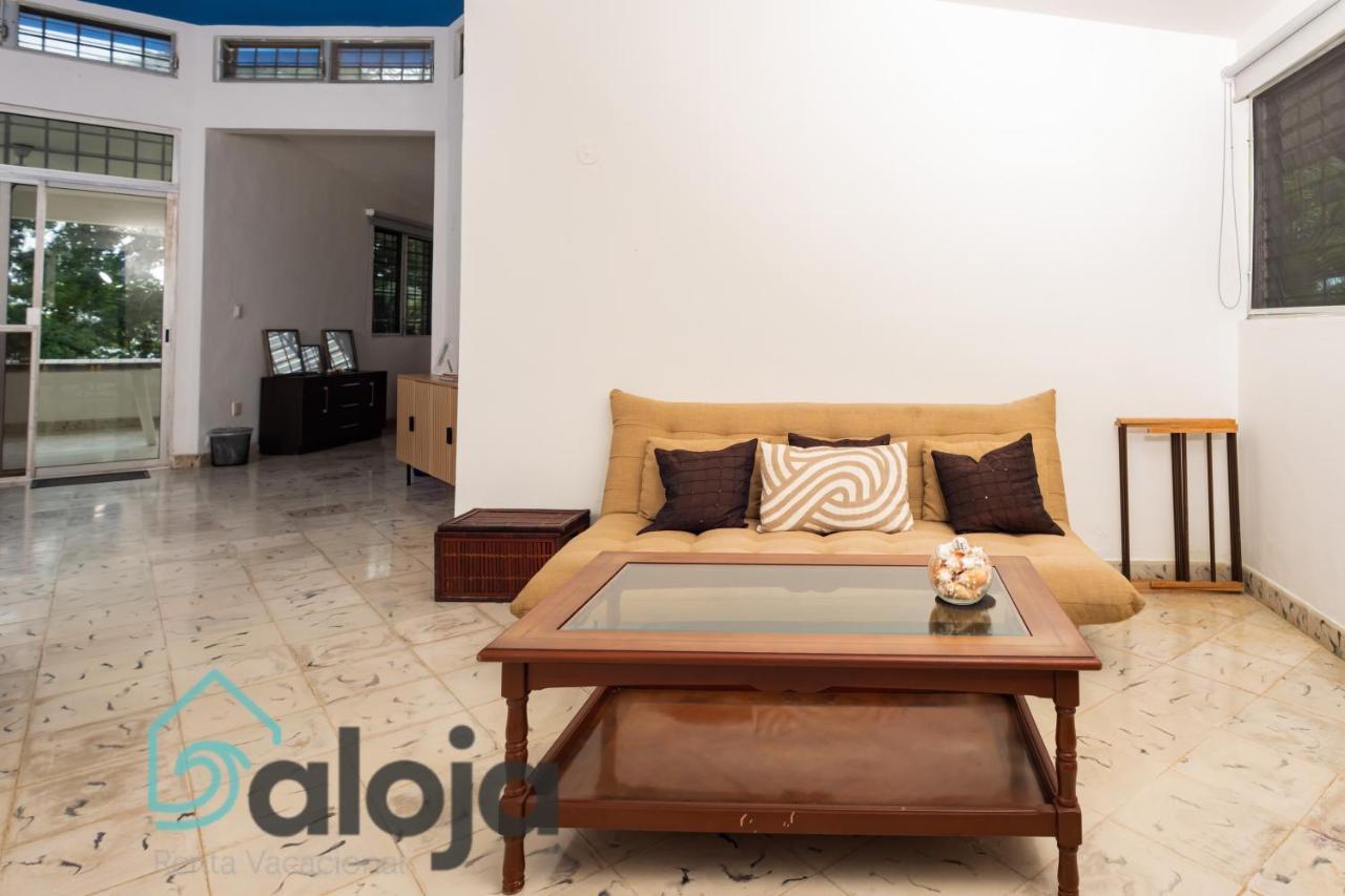 Villa Xtohil With Private Access To The Magic 7 Colors Lagoon Bacalar Eksteriør bilde