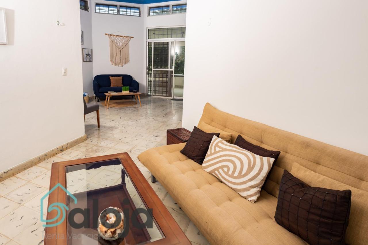 Villa Xtohil With Private Access To The Magic 7 Colors Lagoon Bacalar Eksteriør bilde